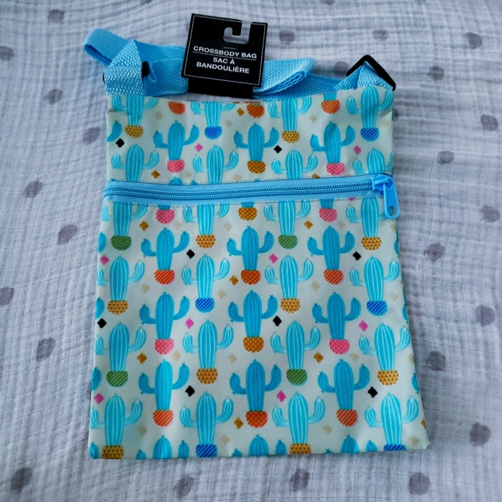 Cute Cactus Pattern Crossbody Bag. NWT.
